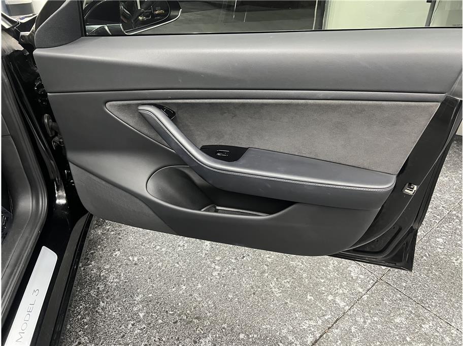 2018 Tesla Model 3 Base photo 20