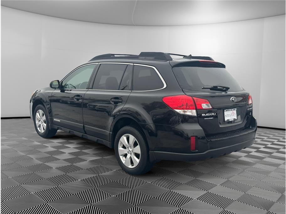 2012 Subaru Outback Limited photo 3