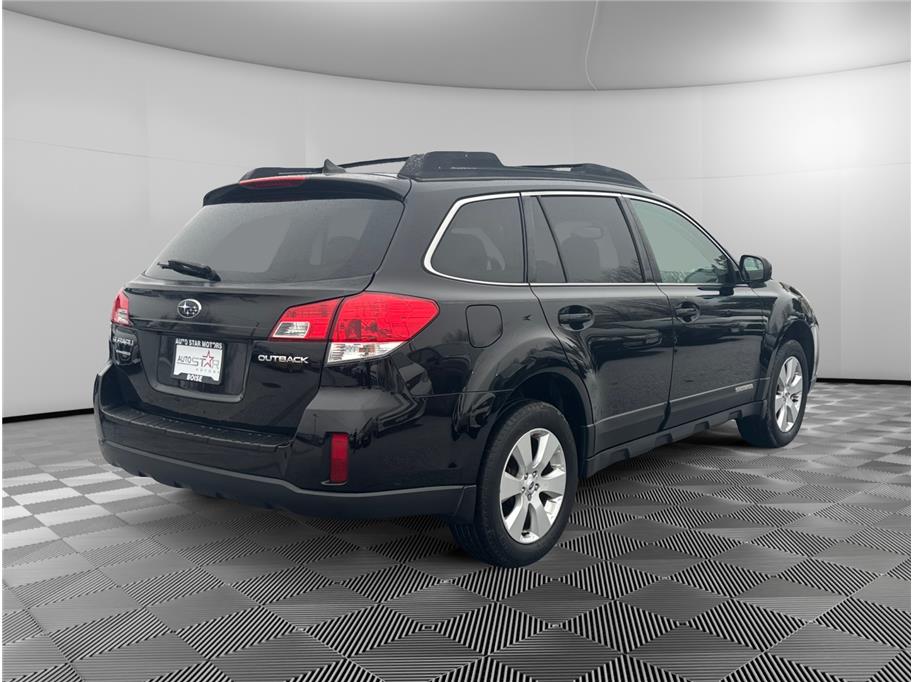 2012 Subaru Outback Limited photo 5