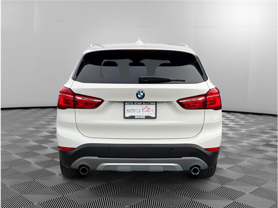 2019 BMW X1 28i photo 4