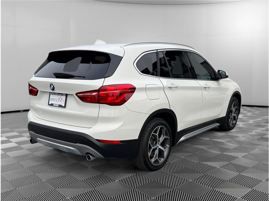 2019 BMW X1 28i photo 5