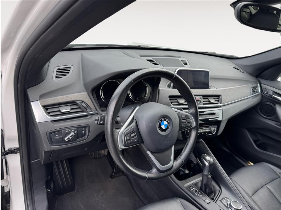 2019 BMW X1 28i photo 10