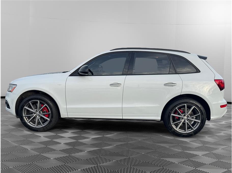 2017 Audi SQ5 Premium Plus photo 2