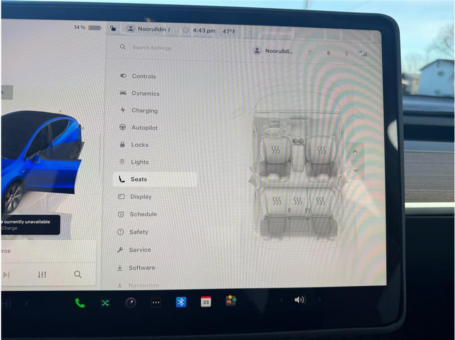 2024 Tesla Model Y Long Range photo 17