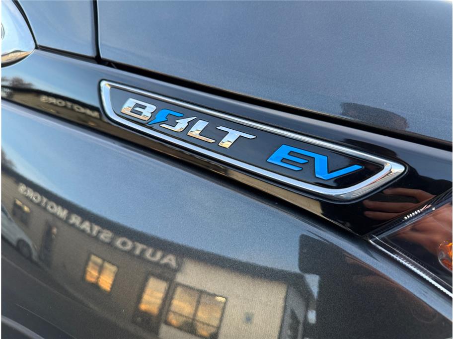 2020 Chevrolet Bolt EV LT photo 23