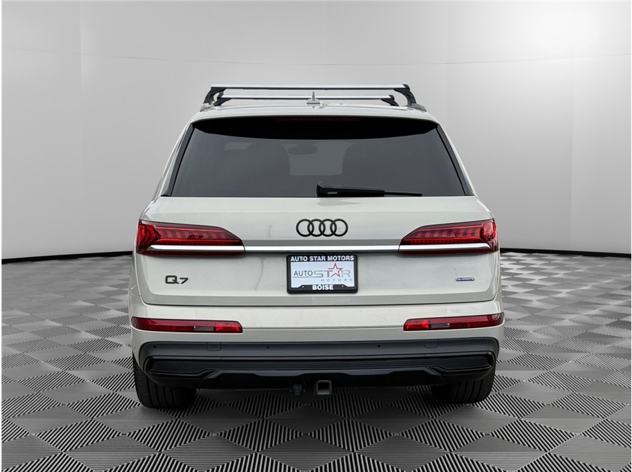 2021 Audi Q7 Prestige 55 photo 3