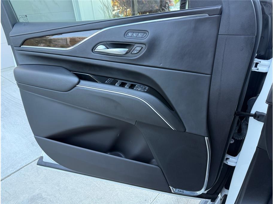2023 Cadillac Escalade ESV Sport Platinum - Photo 28