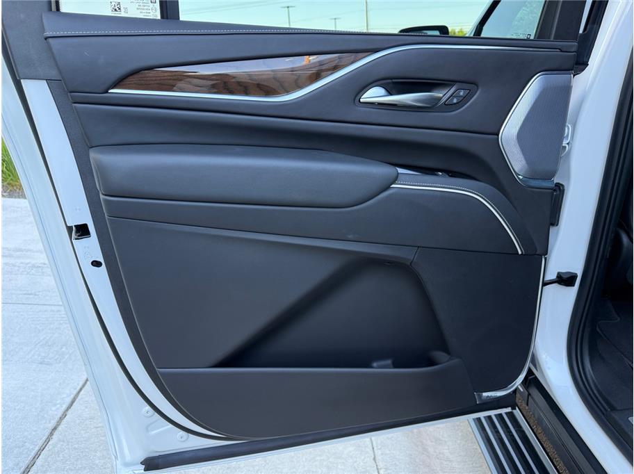 2023 Cadillac Escalade ESV Sport Platinum - Photo 33