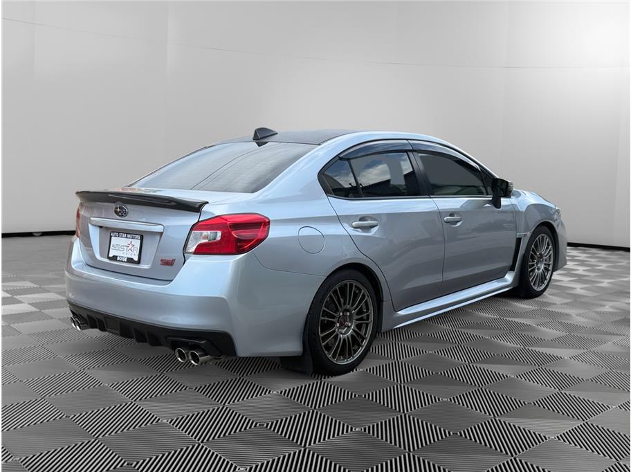2016 Subaru WRX STI photo 4