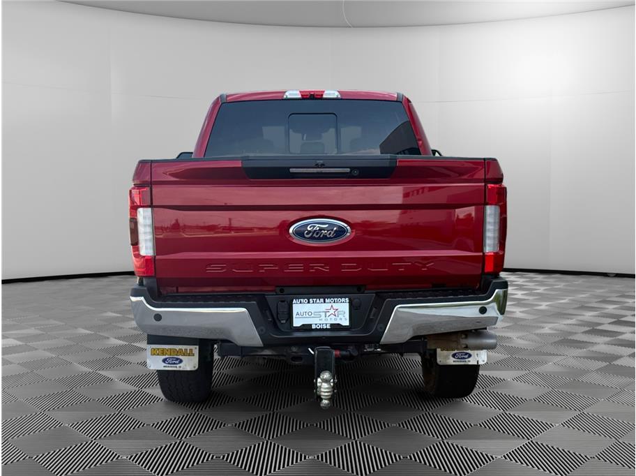 2019 Ford F-250 Lariat photo 4