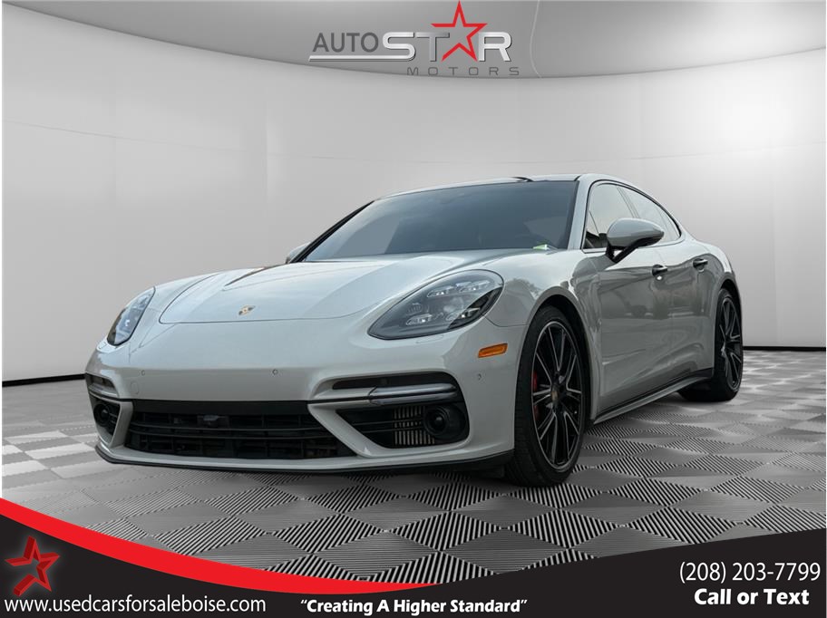 2018 Porsche Panamera