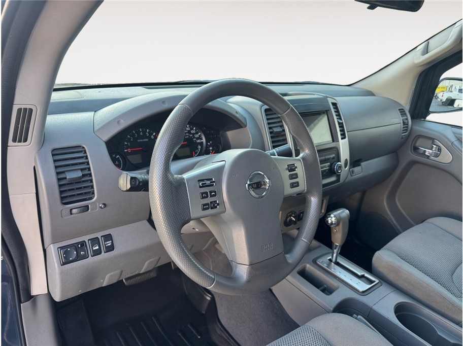 2019 Nissan Frontier SV - Photo 10