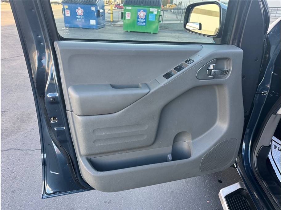 2019 Nissan Frontier SV - Photo 24