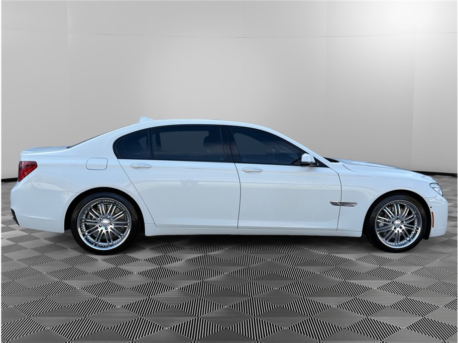 2015 BMW 7 Series 750Li - Photo 6