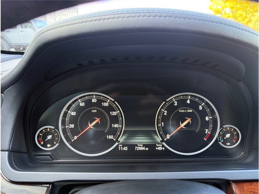 2015 BMW 7 Series 750Li - Photo 16
