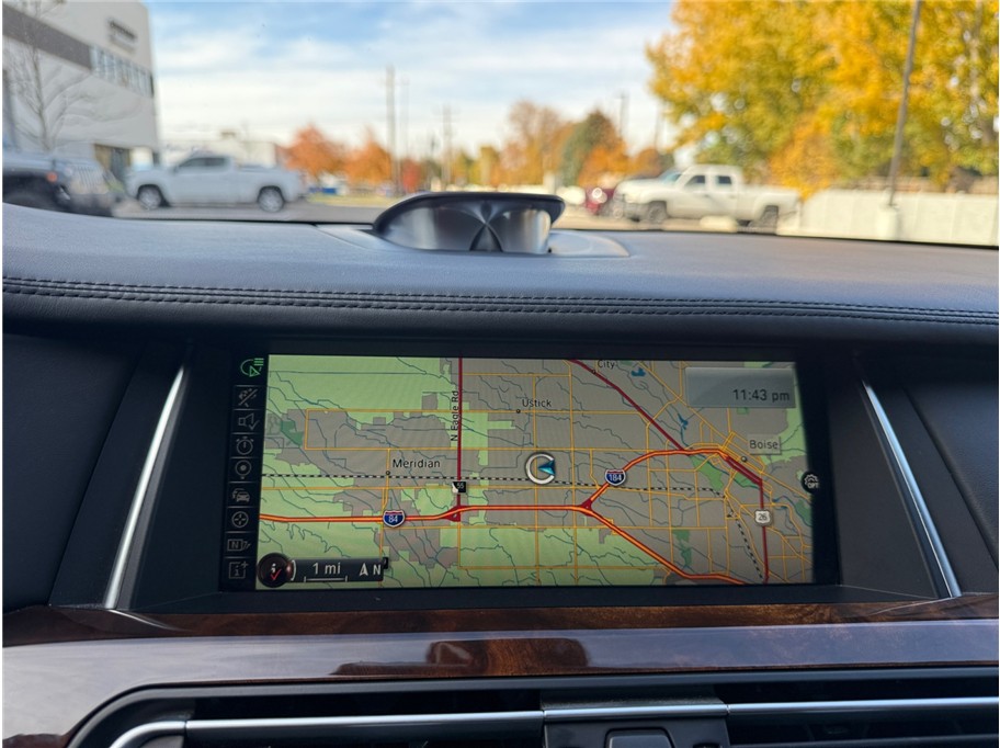 2015 BMW 7 Series 750Li - Photo 17