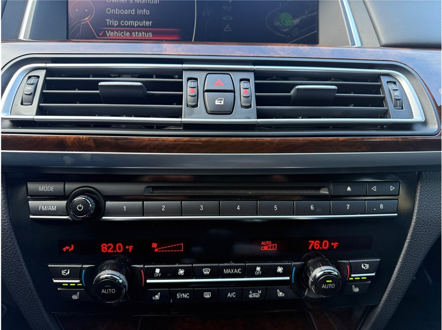 2015 BMW 7 Series 750Li - Photo 20