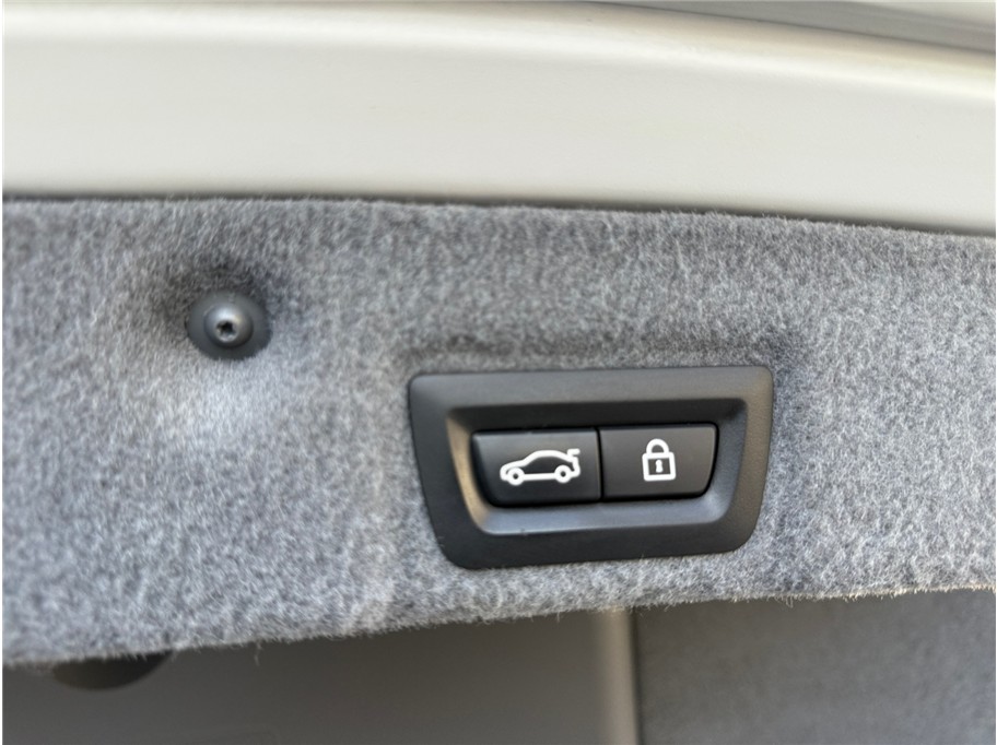 2015 BMW 7 Series 750Li - Photo 44