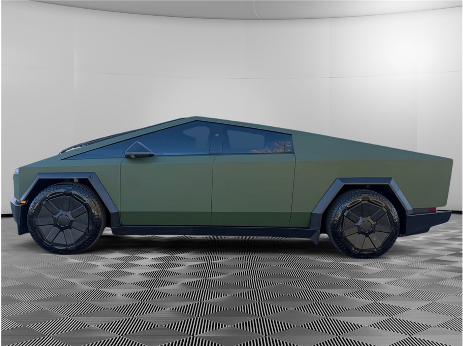 2025 Tesla Cybertruck Cyberbeast photo 2