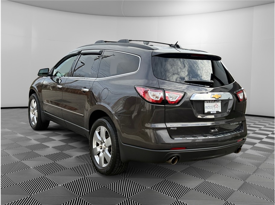 2014 Chevrolet Traverse LTZ photo 3