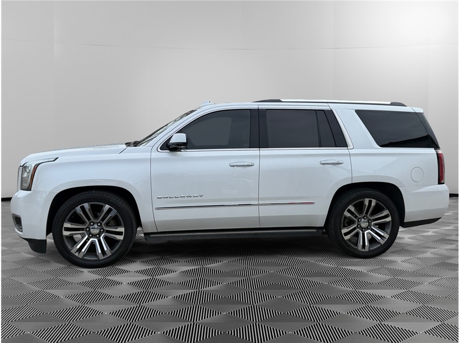 2019 Gmc Yukon Denali photo 2
