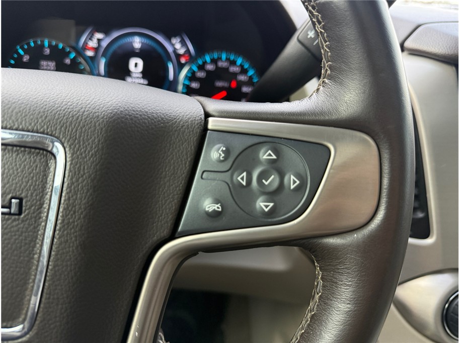 2019 GMC Yukon Denali - Photo 25