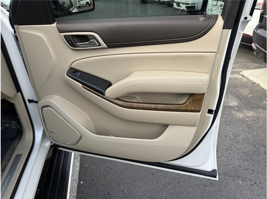 2019 GMC Yukon Denali - Photo 40
