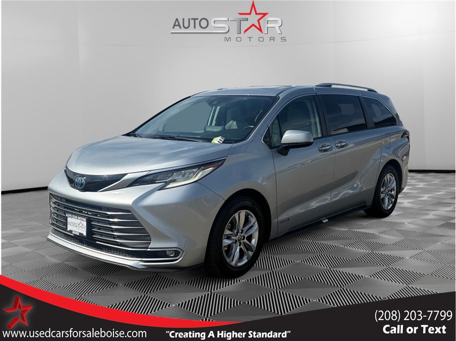 2021 Toyota Sienna Limited 7-Passenger Hybrid AWD's photo