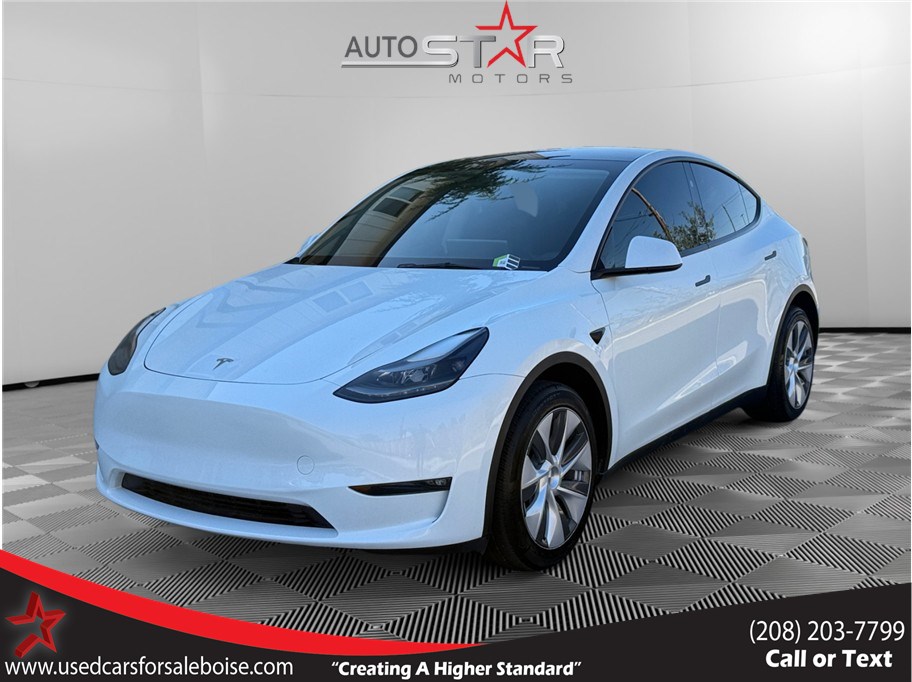 2023 Tesla Model Y Long Range Dual Motor All-Wheel Drive's photo