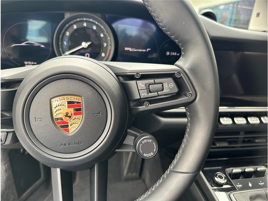 Porsche 911 photo 29