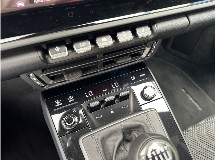Porsche 911 photo 33