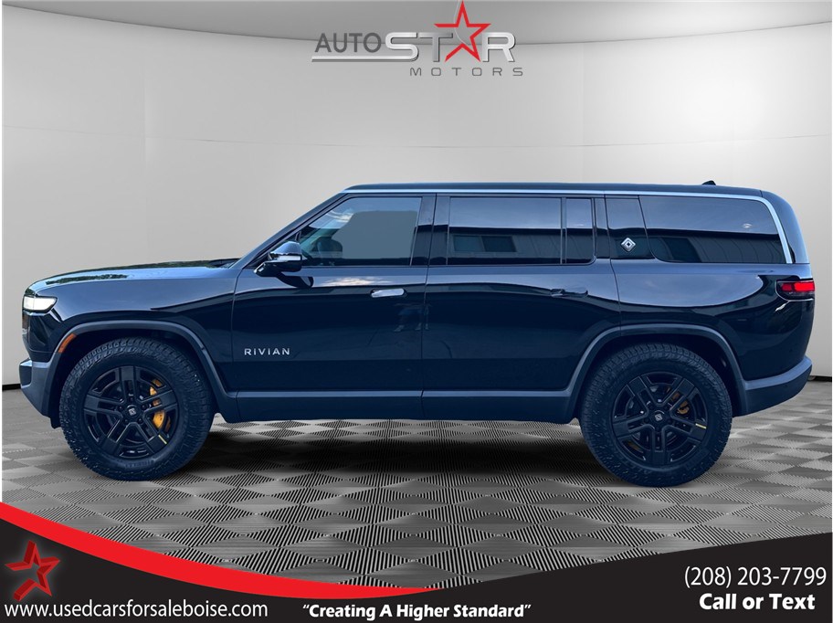 2023 Rivian R1S Adventure