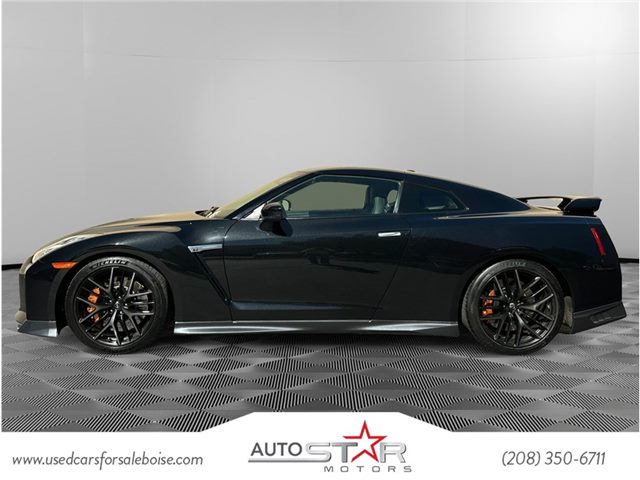 Jet Black Pearl 2018 Nissan GT-R Coupe All-Wheel Drive Automatic