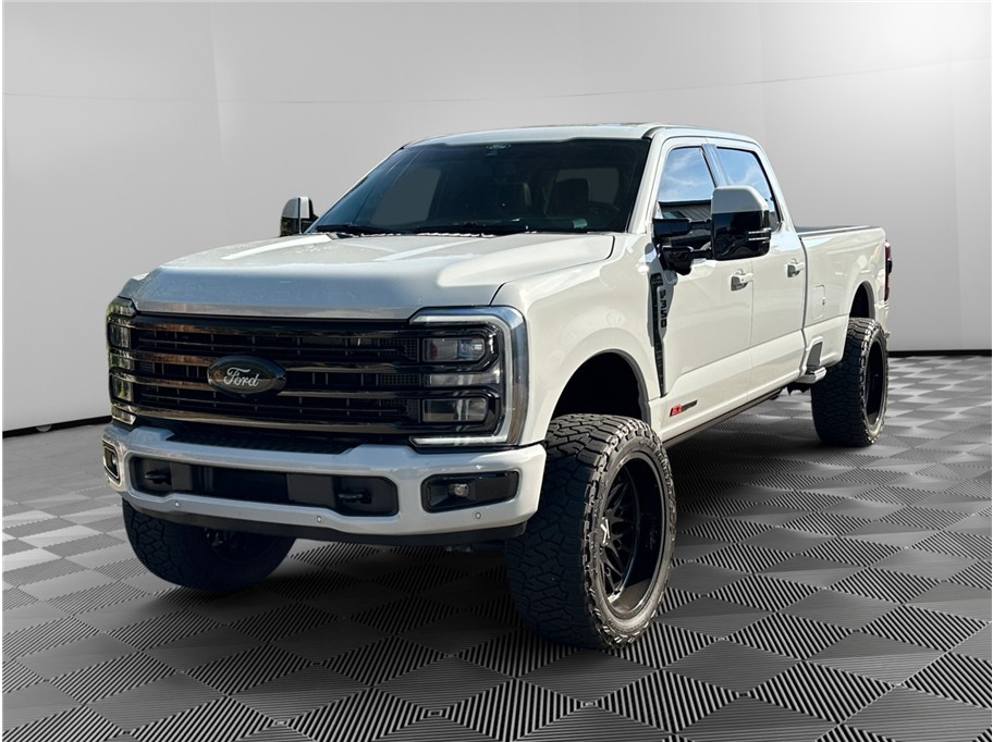 Ford F-350 photo 2