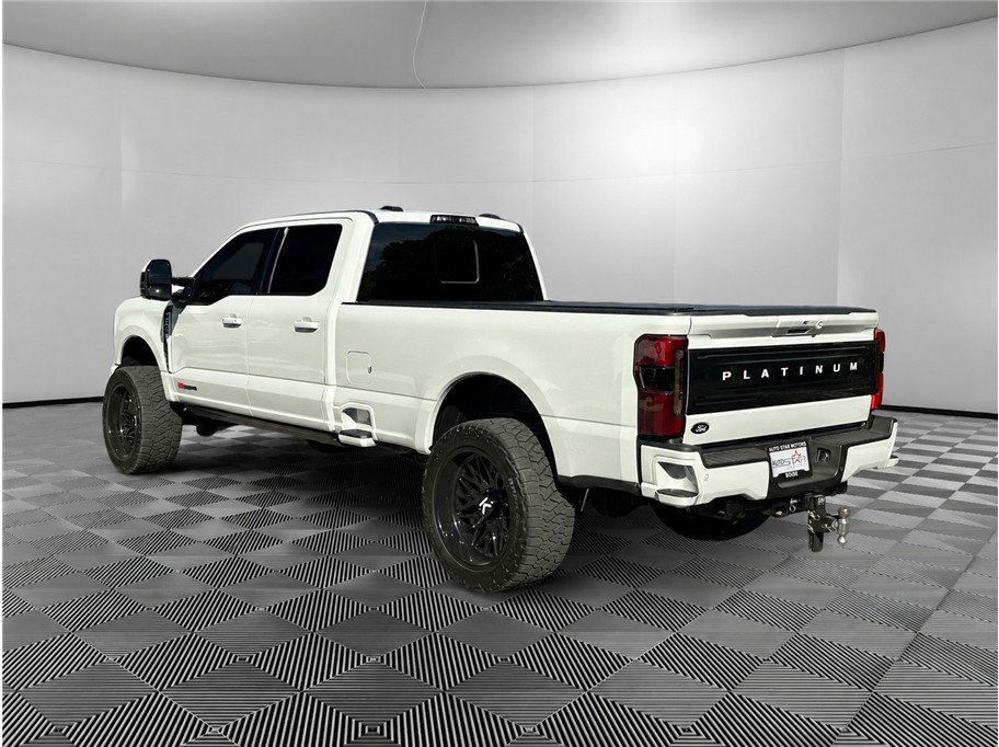 Ford F-350 photo 3