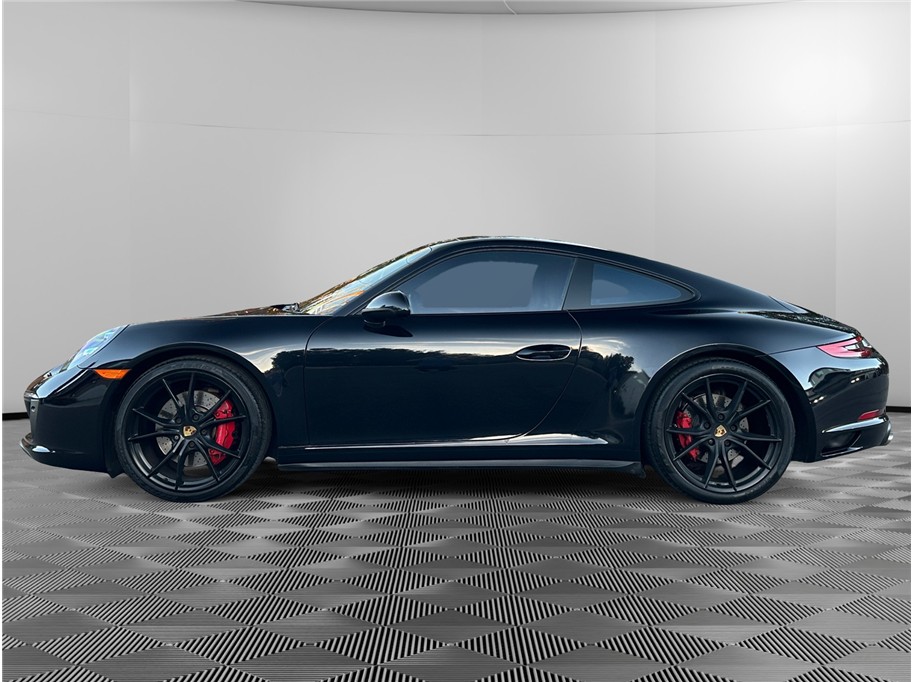 2017 Porsche 911 Carrera 4S