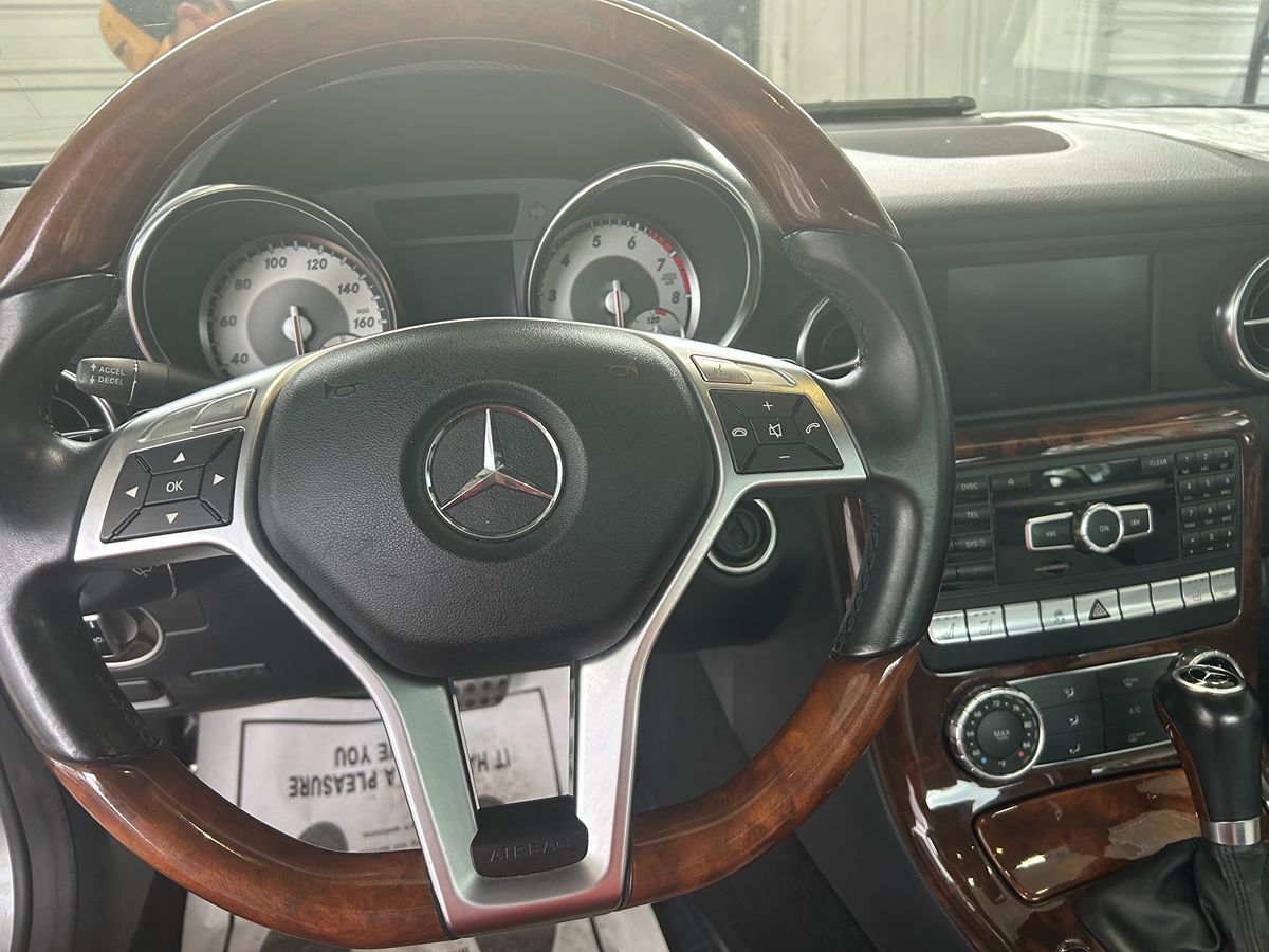2012 Mercedes-Benz SLK-Class SLK350 - Photo 20