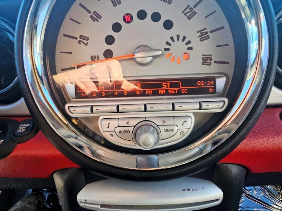 2009 MINI Cooper Base - Photo 11