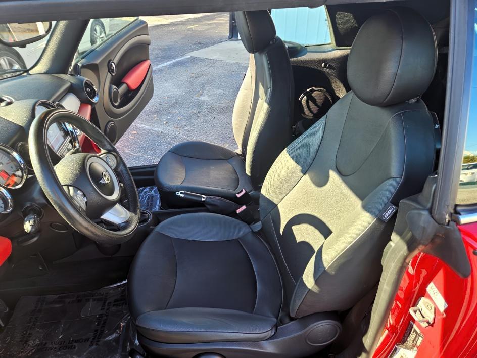 2009 MINI Cooper Base - Photo 14