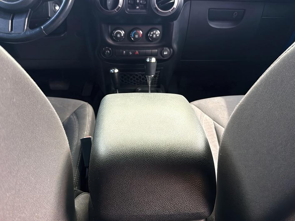 2015 Jeep Wrangler Unlimited Sport - Photo 34