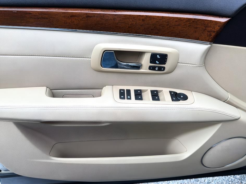 2008 Cadillac SRX Base - Photo 20