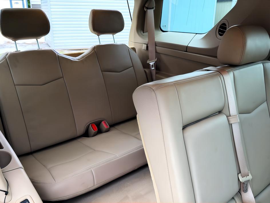2008 Cadillac SRX Base - Photo 32