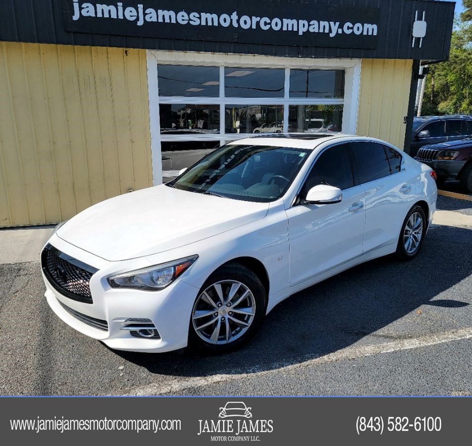 2015 INFINITI Q50 Premium