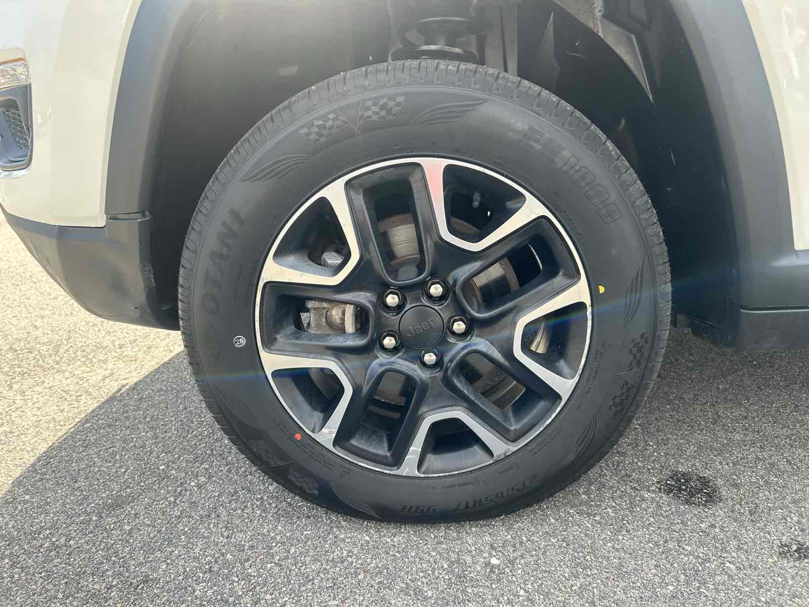 2019 Jeep Compass Trailhawk photo 24