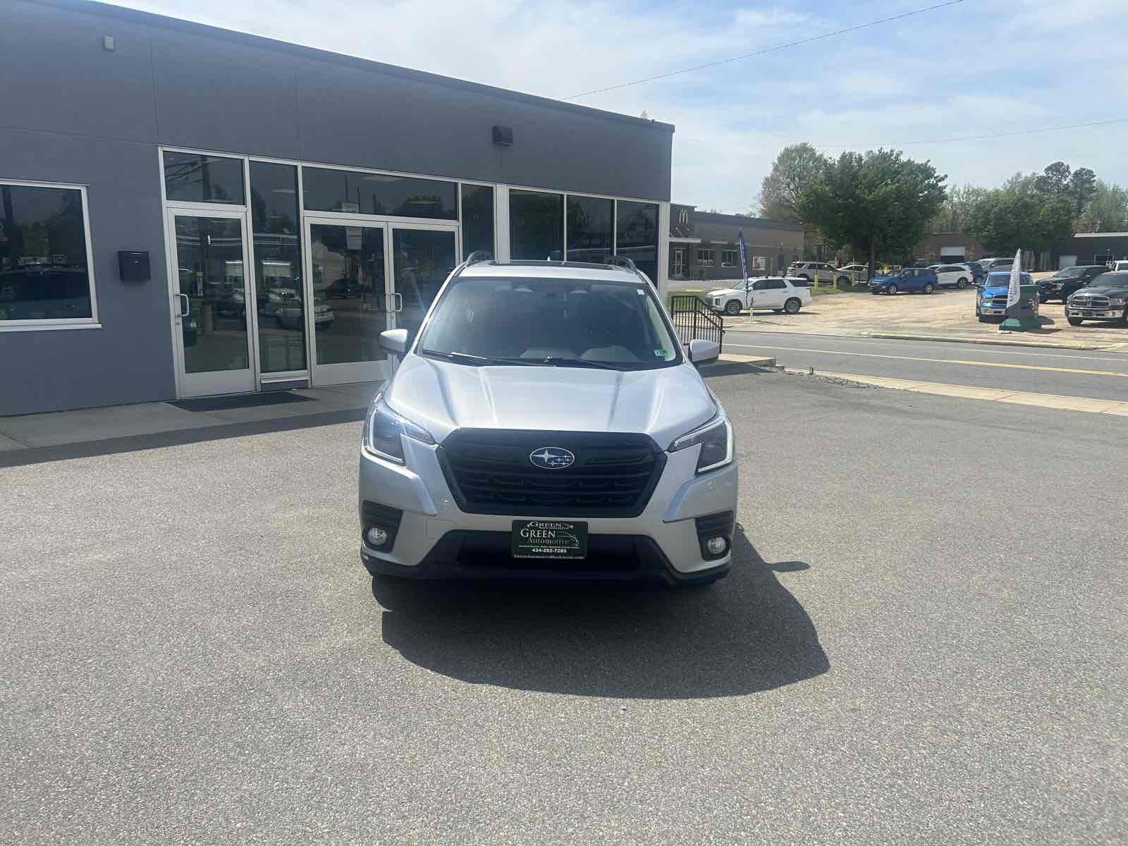 2023 Subaru Forester Premium photo 7