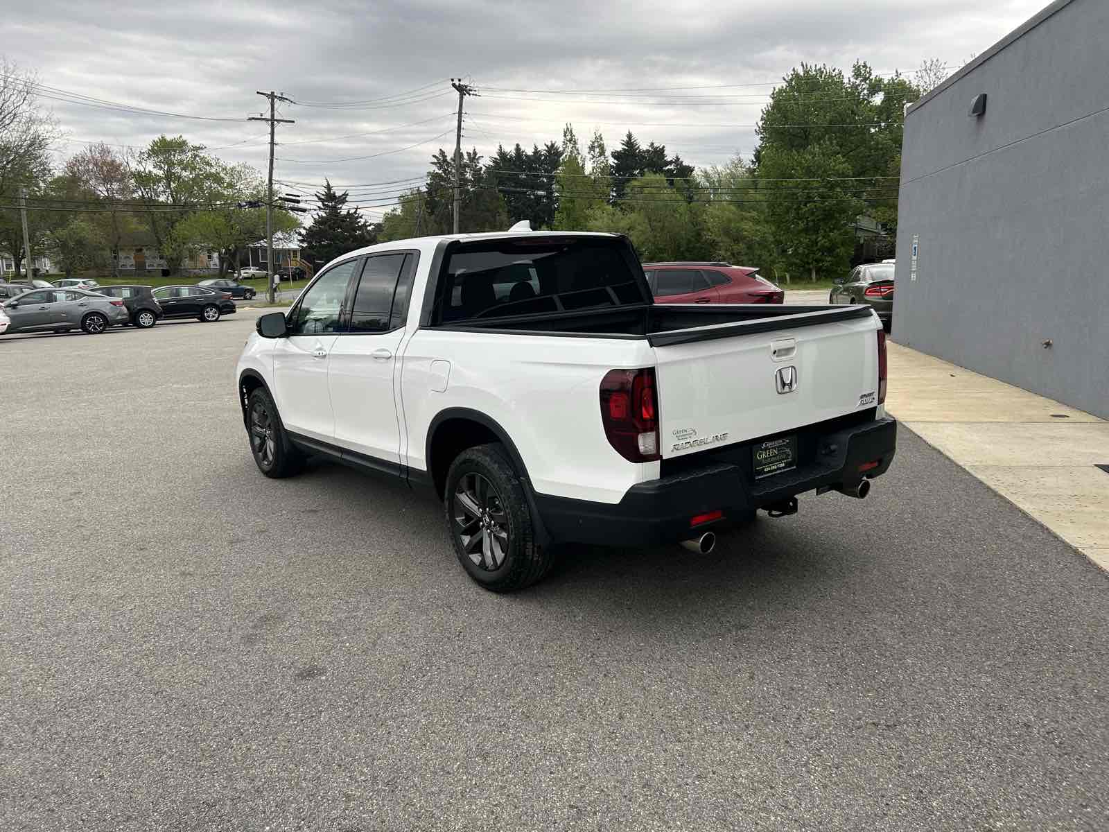 2021 Honda Ridgeline Sport photo 2