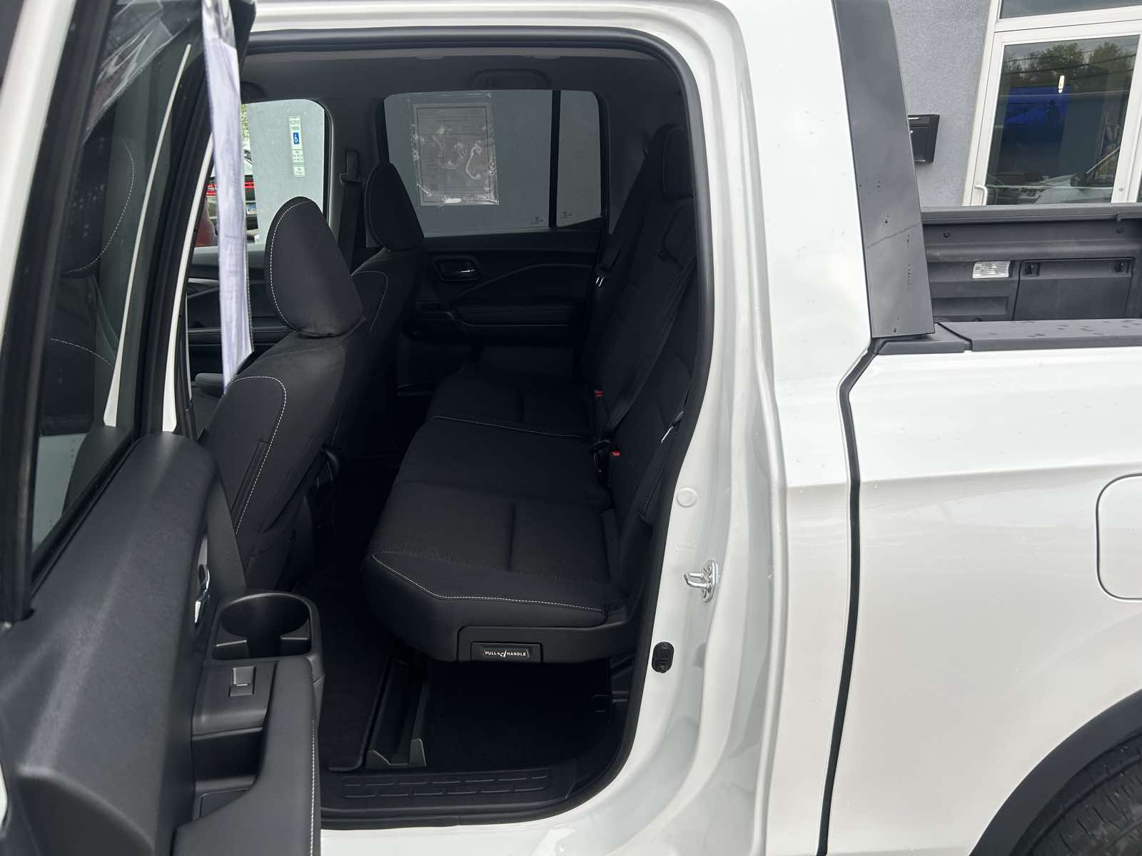 2021 Honda Ridgeline Sport photo 9