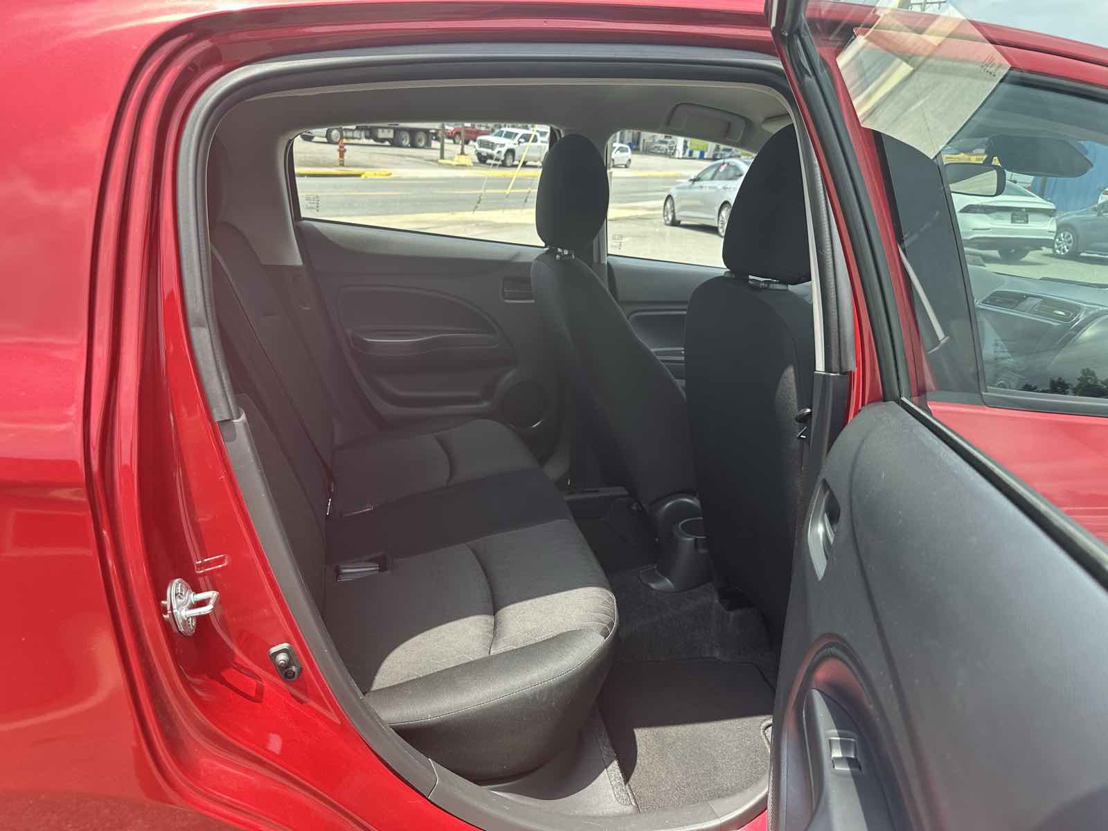 2022 Mitsubishi Mirage ES photo 10