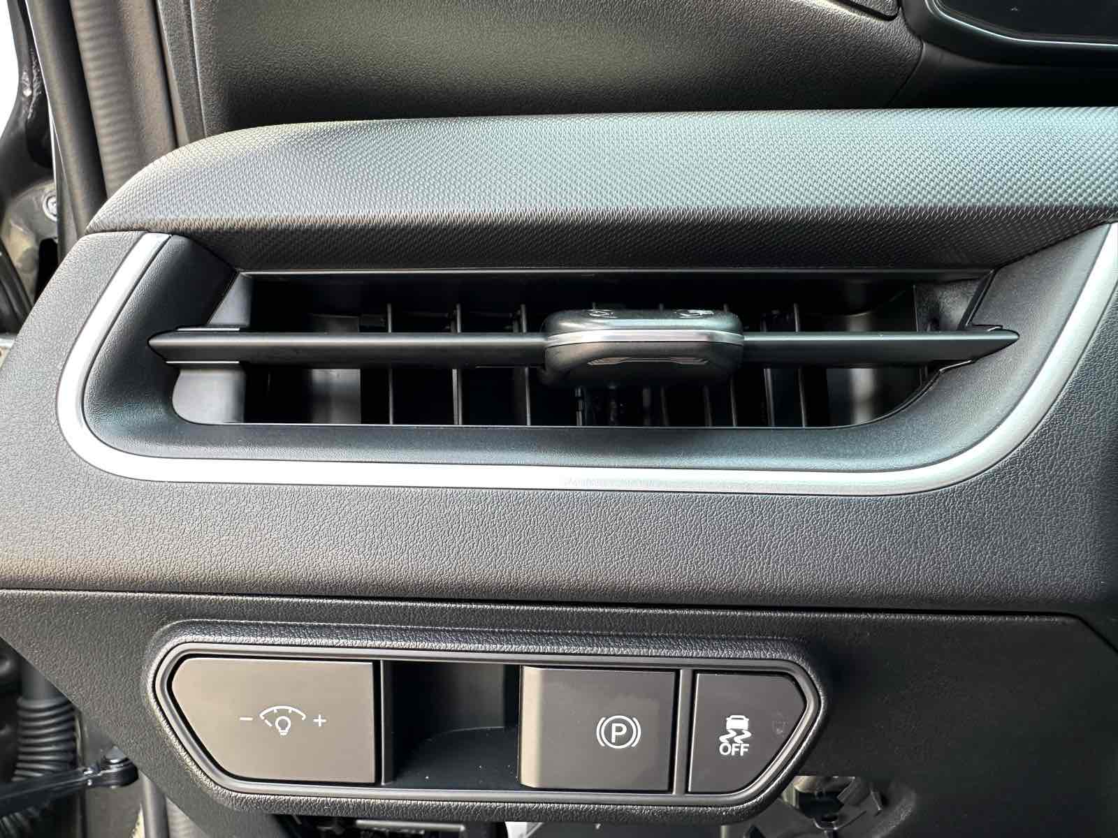 2025 Kia K4 LXS photo 14