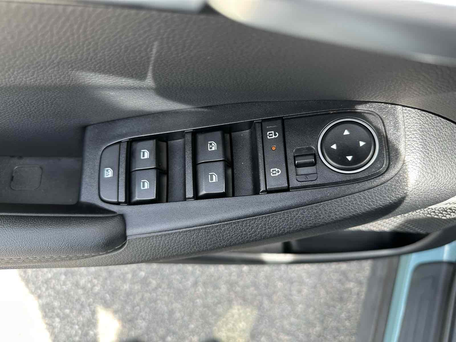 2024 Kia Seltos SX photo 14